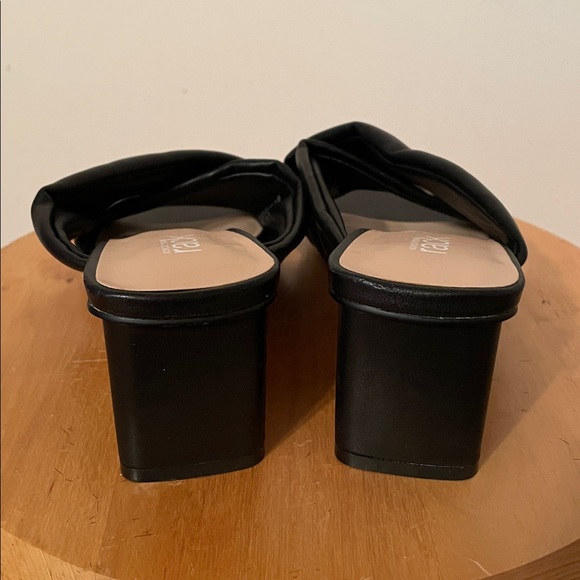 Nordstrom Rack Slides NEW - Picture 8 of 13